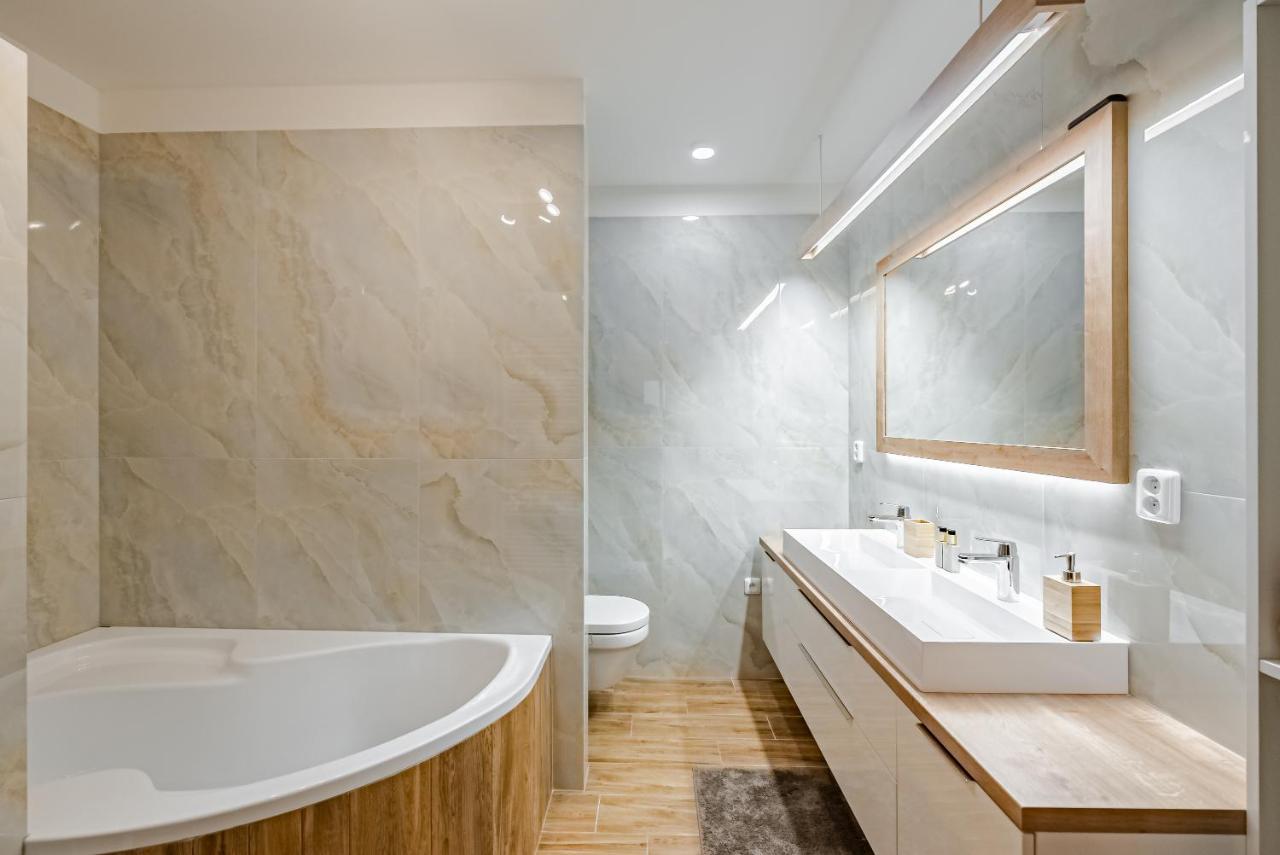 Rezidence Podebrady Apartment ภายนอก รูปภาพ